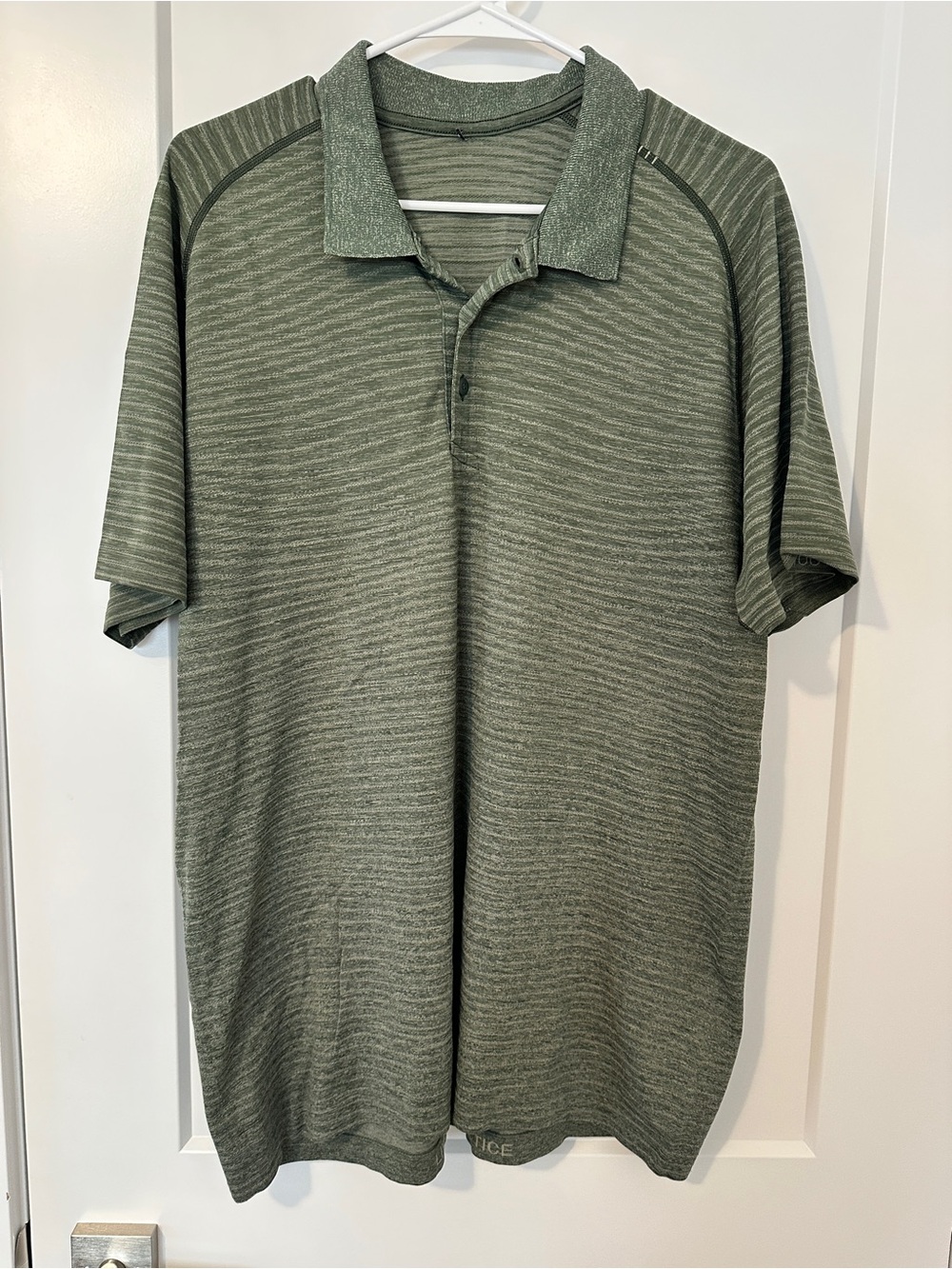 Lululemon Athletica Heathered Green  Striped Polo Size XL Mens